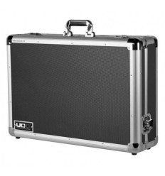 UDG U93013SL - FC PICK FOAM MULTI FORMAT  XL SILVER